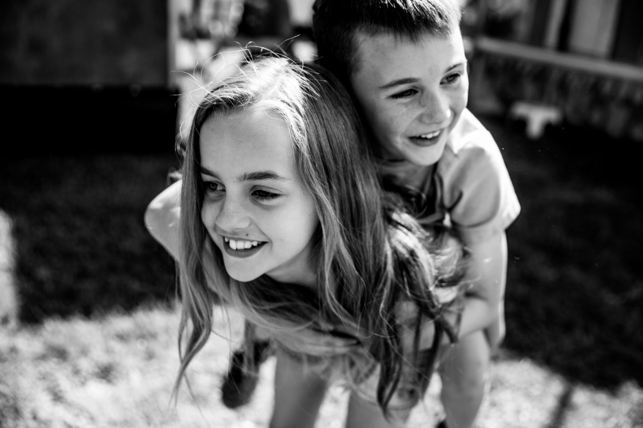 Victoria BC Family Photographer | children playing