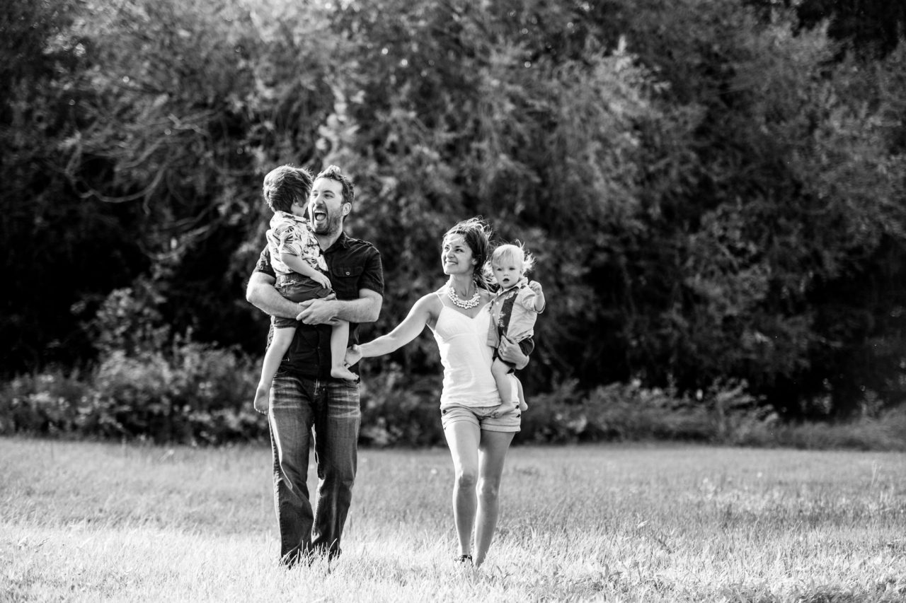 Victoria BC Family Photographer | family walking on beach with babies